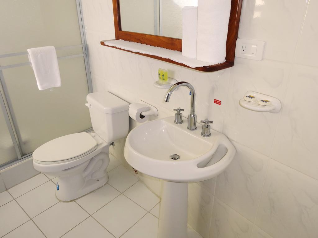 Hotel Del Sol Galapagos Puerto Ayora  Phòng bức ảnh